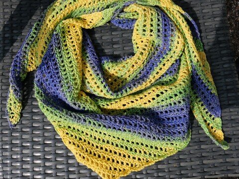 Häkelanleitung Dreieckstuch „Mascha“ – Einfach, kreativ & nachhaltig