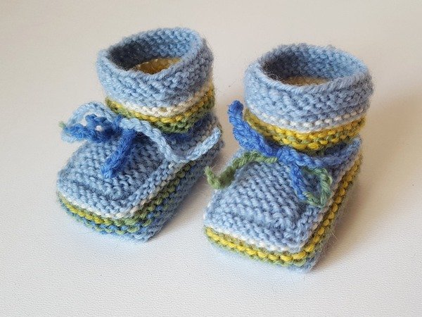 Strickanleitung Babyschuhe, Sohlenlänge ca. 7 cm + Anleitung Mini-Socke