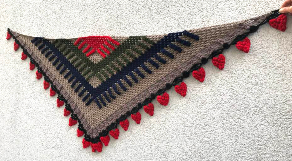 dreieckige Trachtentuch HERZIG