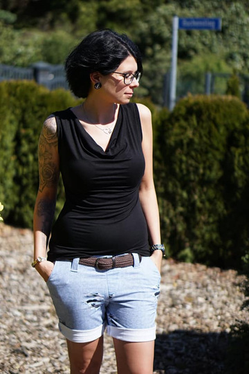 Ebook kurze Hose BARI Gr. XS-XL