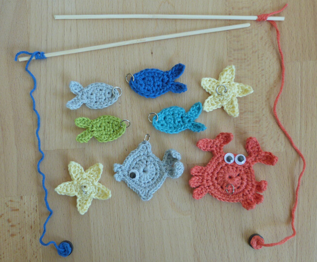 Häkelanleitung für ein Angel-Spiel: Aquarium mit Meerestieren und Angeln