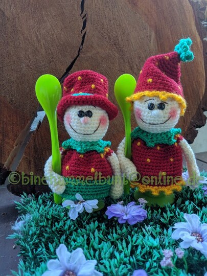 Erdbeer Eierwärmer 2 Stück (Mädchen und Junge)