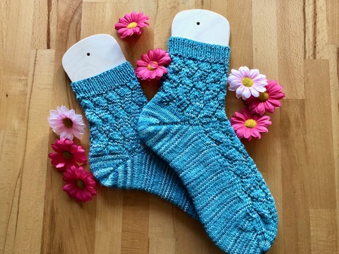 Socken Criss-Cross Strickanleitung
