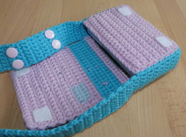 Häkelanleitung für eine Kindertasche "Kamera"