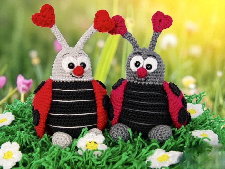 Ladybug Couple in Love - Crochet Pattern