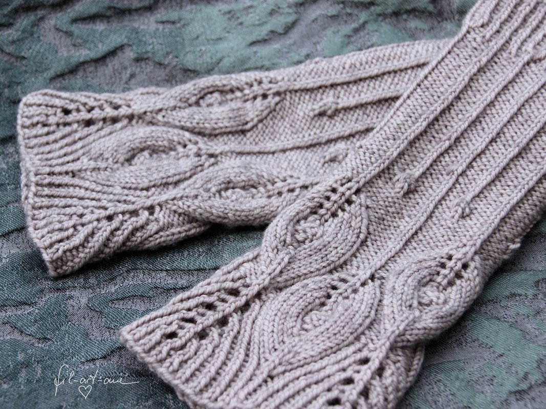 Arm Warmers “Feathers and Lines”, Knitting Pattern for 2 Sizes - Image 12