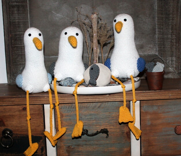 Möwe Marvin & Freunde – Häkelanleitung für 3 Möwen (Amigurumi)