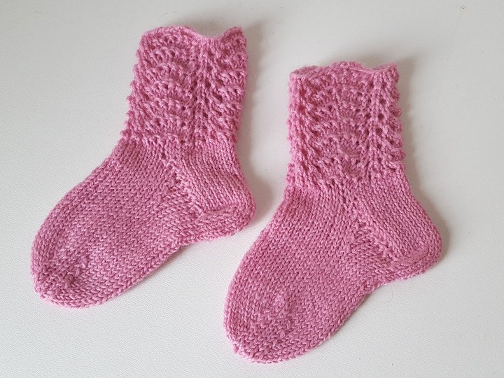 Strickanleitung Baby-Söckchen, Babysocken, Sohlenlänge ca. 11 cm