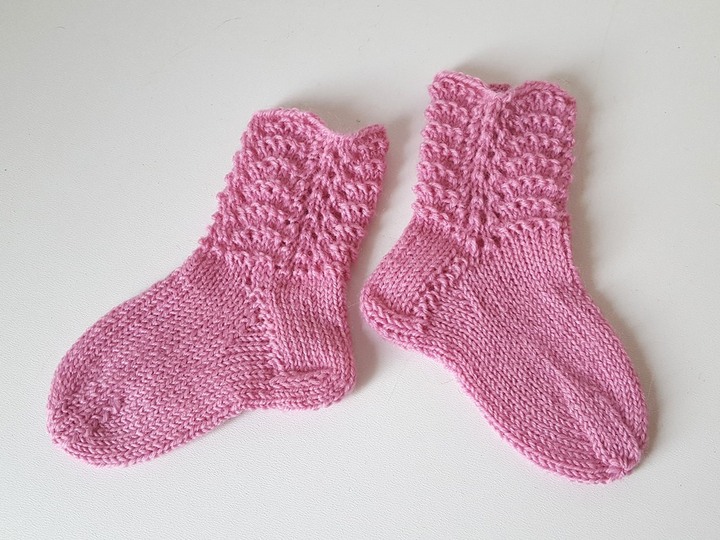 Strickanleitung Baby-Söckchen, Babysocken, Sohlenlänge ca. 11 cm