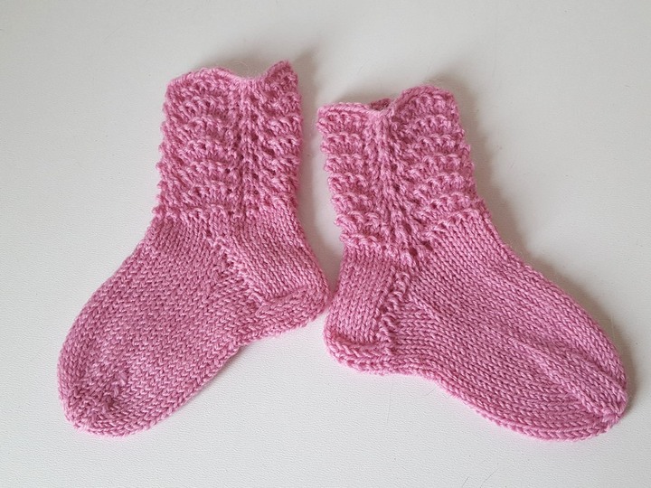 Strickanleitung Baby-Söckchen, Babysocken, Sohlenlänge ca. 11 cm