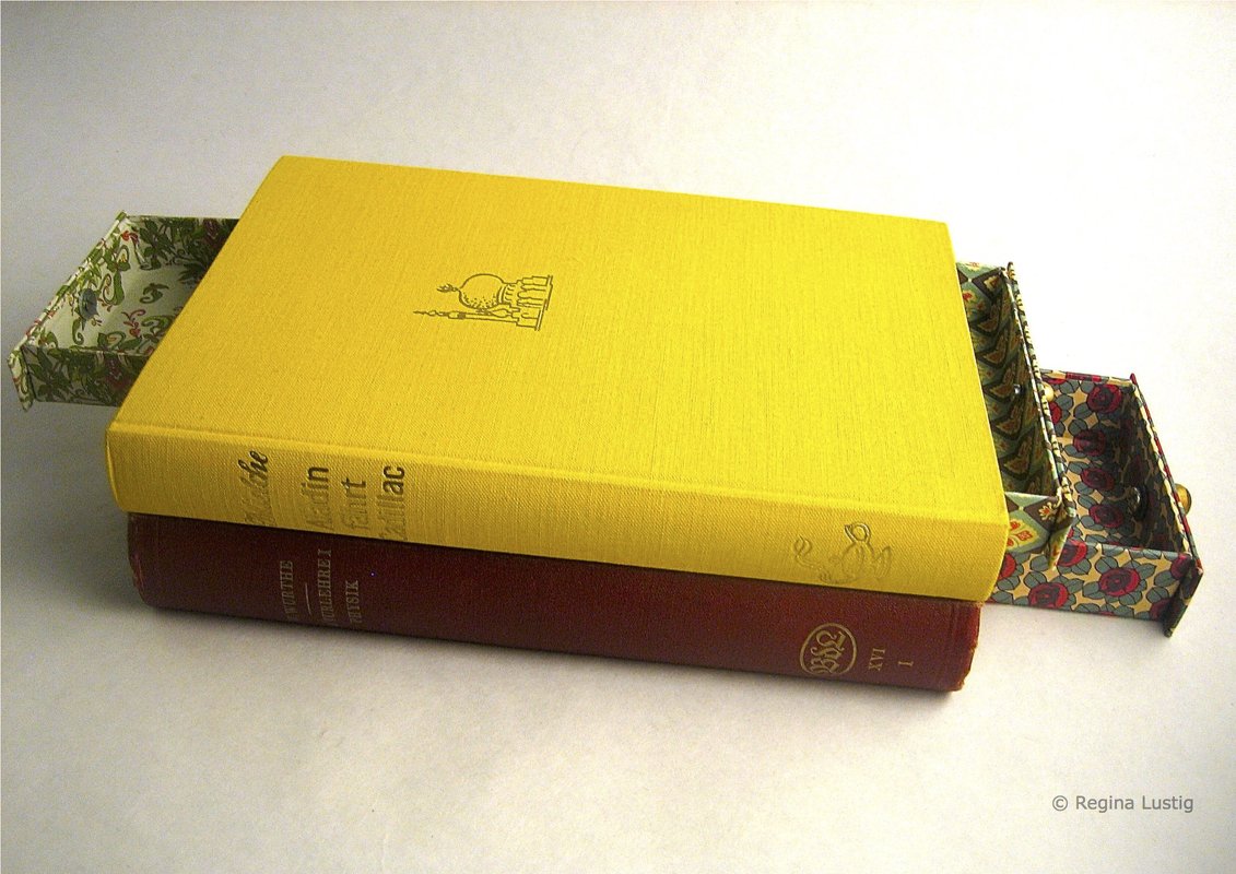 Bücherkästchen, Upcycling, Recycling, Geschenk für Bücherwürmer, Schmuckkästchen