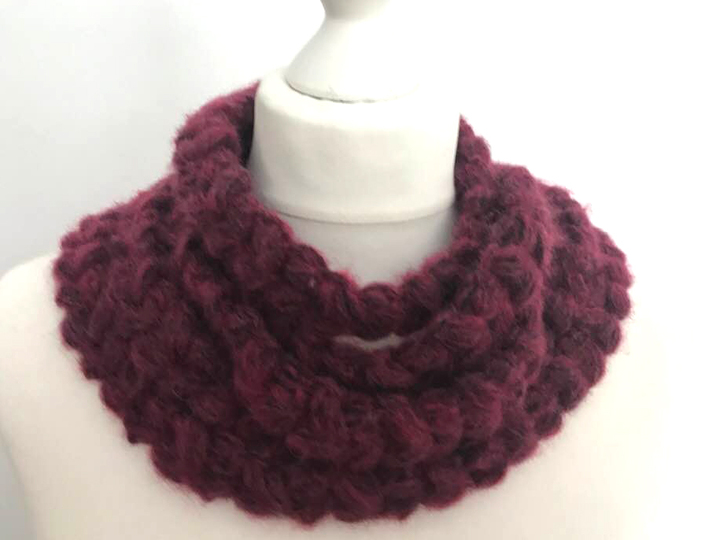 Kleiner, schneller Schal "HEARTCHAINE"