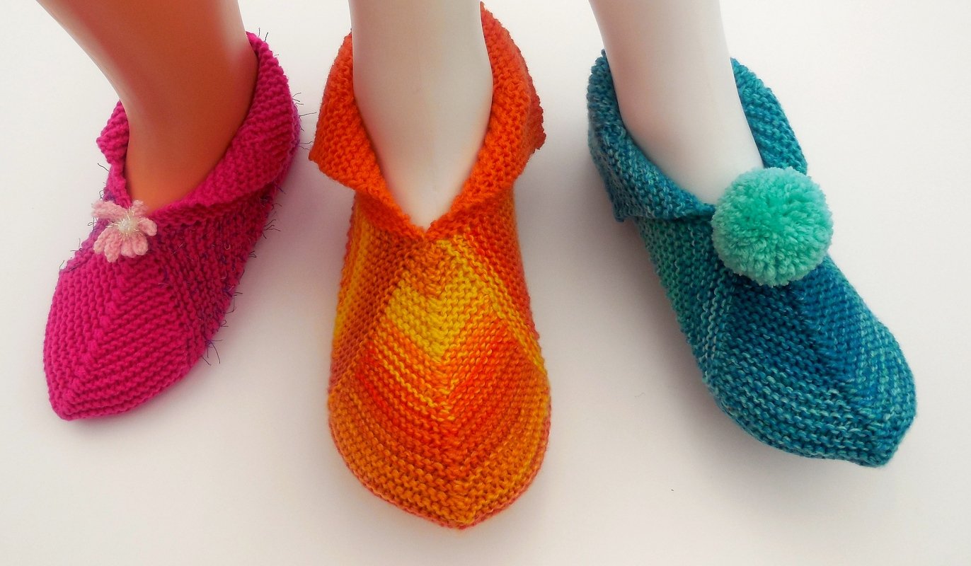 Patchworkhausschuhe-Quadratlatschen-Strickanleitung Gr. 36 - 39