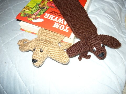 Häkelanleitung Lesezeichen Hund