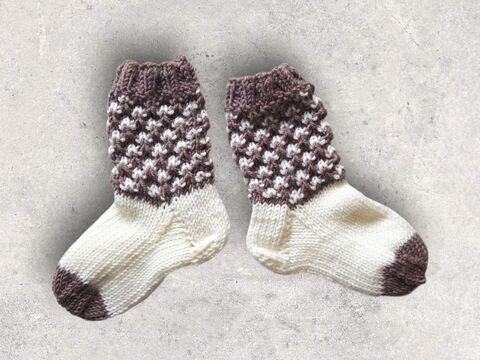 Strickanleitung Baby-Söckchen, Babysocken, Sohlenlänge ca. 10,5 cm  #257