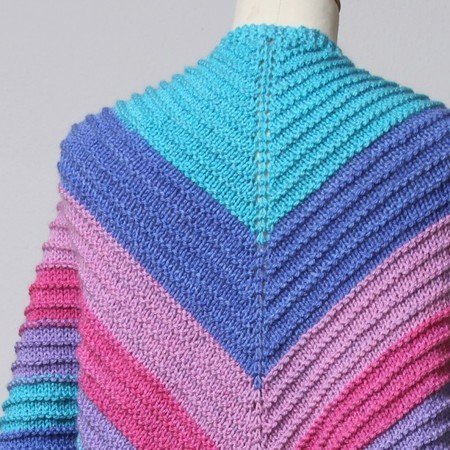 Knitted Shawl with Ridge Pattern