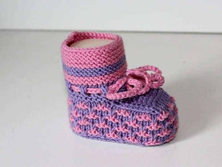 Strickanleitung Babyschuhe, Booties mit 2 Nadeln gestrickt f. Anfänger #260