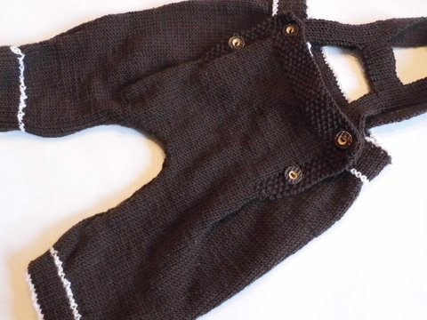Strickanleitung Trachtenhose fürs Baby Gr. 56-74