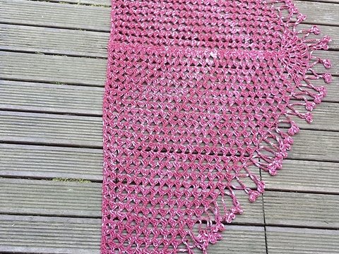 Tuch Amarena-Kirsch mit selbst gebatikter Baumwolle