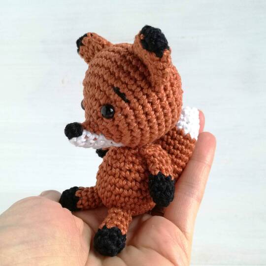 Juri fox amigurumi pattern