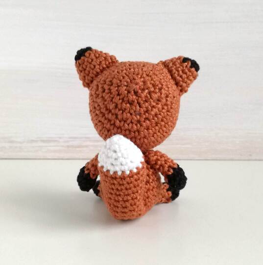 Juri fox amigurumi pattern