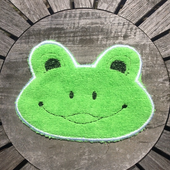 SpülPad Frosch Stickdatei ITH 13x18