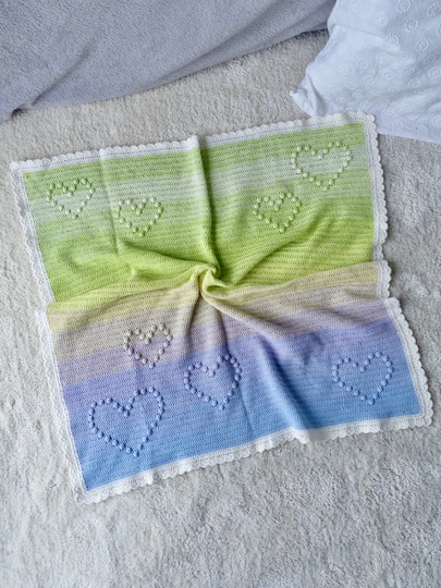 Babydecke mit viel Herz häkeln