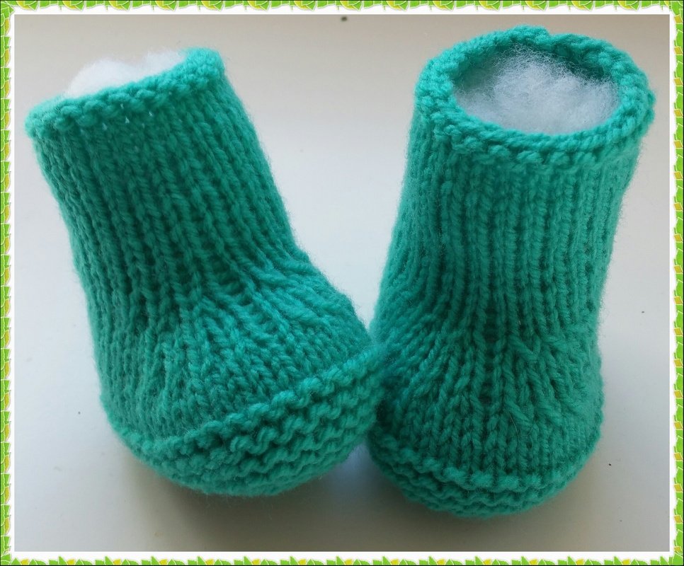 Strickanleitung Babyschuhe ohne Nadelspiel - tragbar von 0-6 Monaten- Sohlenlänge 10 cm