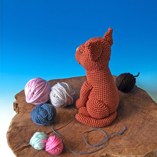 Crochet pattern sitting amigurumi cat