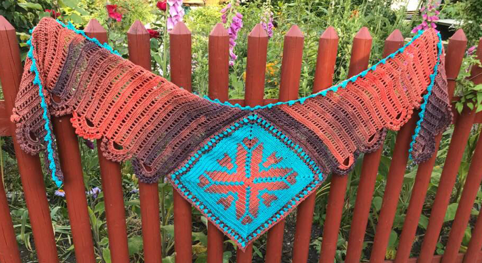 langes Dreieckstuch  „KAPSU“