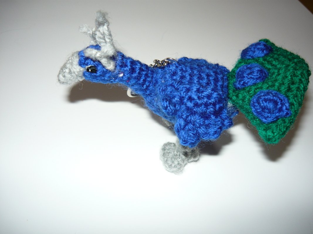 Häkelanleitung Pfau Schlüsselanhänger - Bild 7