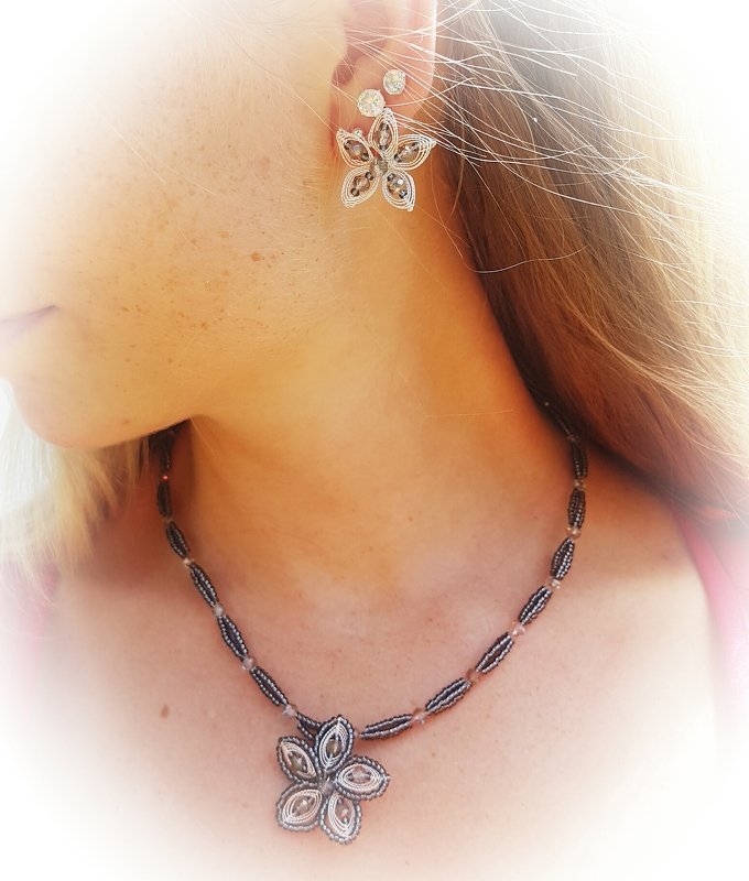 Halskette aus dem Set „Greys“