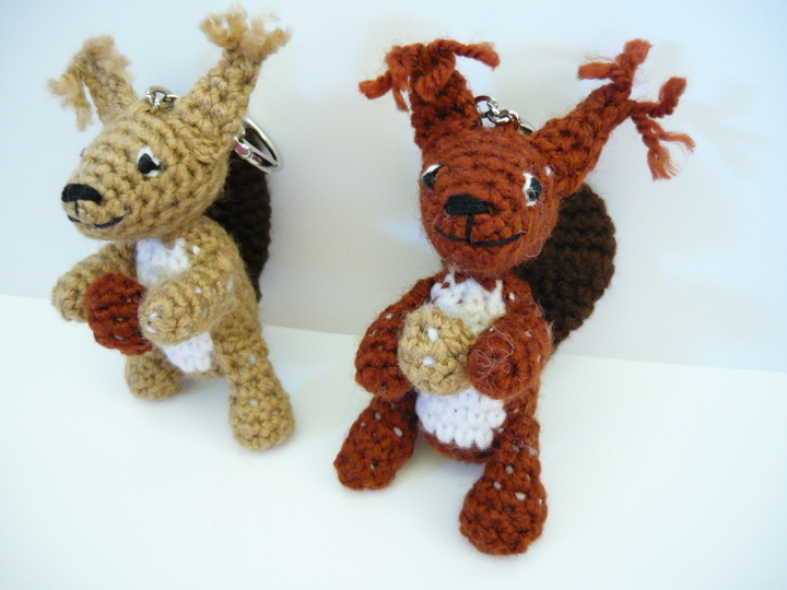 Häkelanleitung Eichhörnchen Schlüsselanhänger