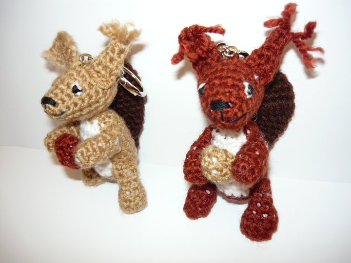 Häkelanleitung Eichhörnchen Schlüsselanhänger