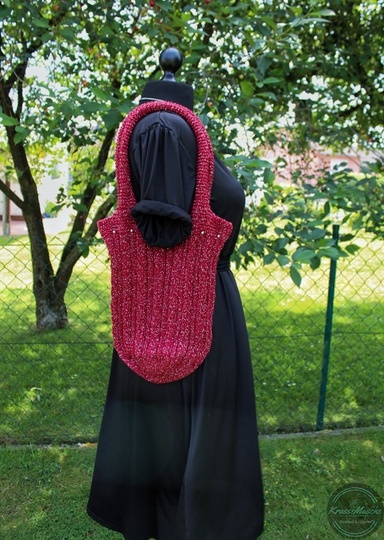 Twisted Left Bag Strickanleitung Einkaufstasche