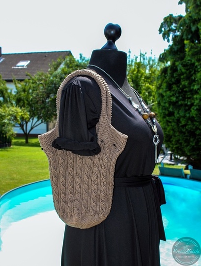 Twisted Left Bag Strickanleitung Einkaufstasche