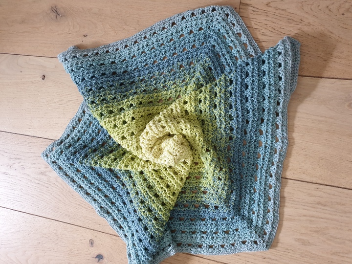 Babydecke Hexagon von Drachenstein