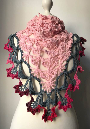 bezauberndes Dreieckstuch "Blumenkind"