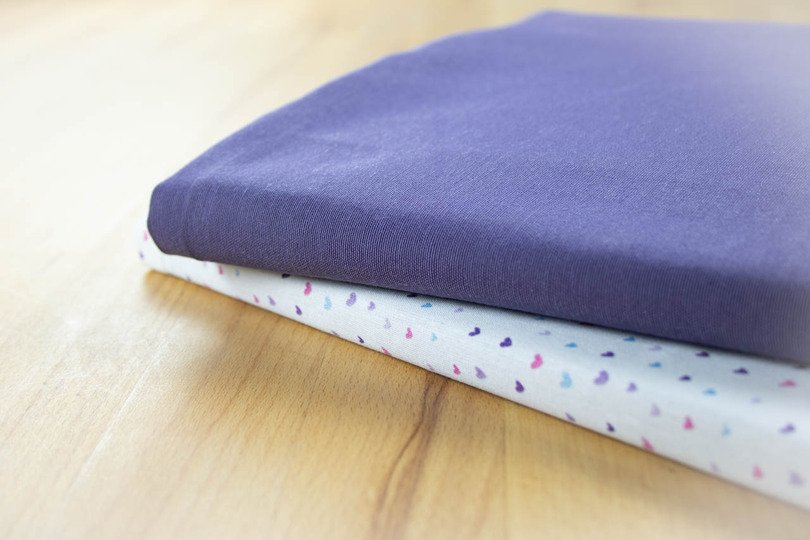 Buchumschlag, Buchhülle zum Wenden mit Stiftlasche