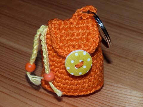 Crochet pattern backpack keychain