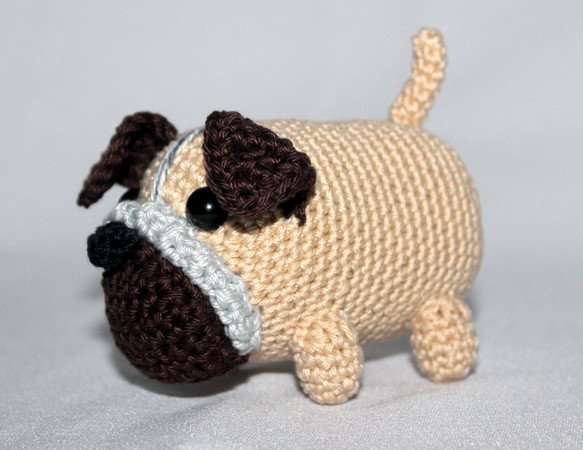 Milo the mini pug crochet pattern