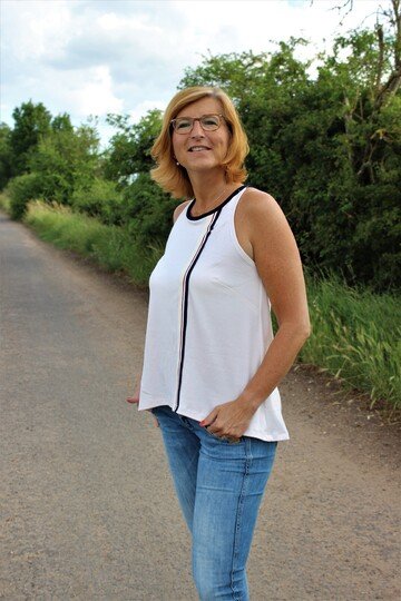 eBOOK # 130 STRAP.top • Gr. 32-58