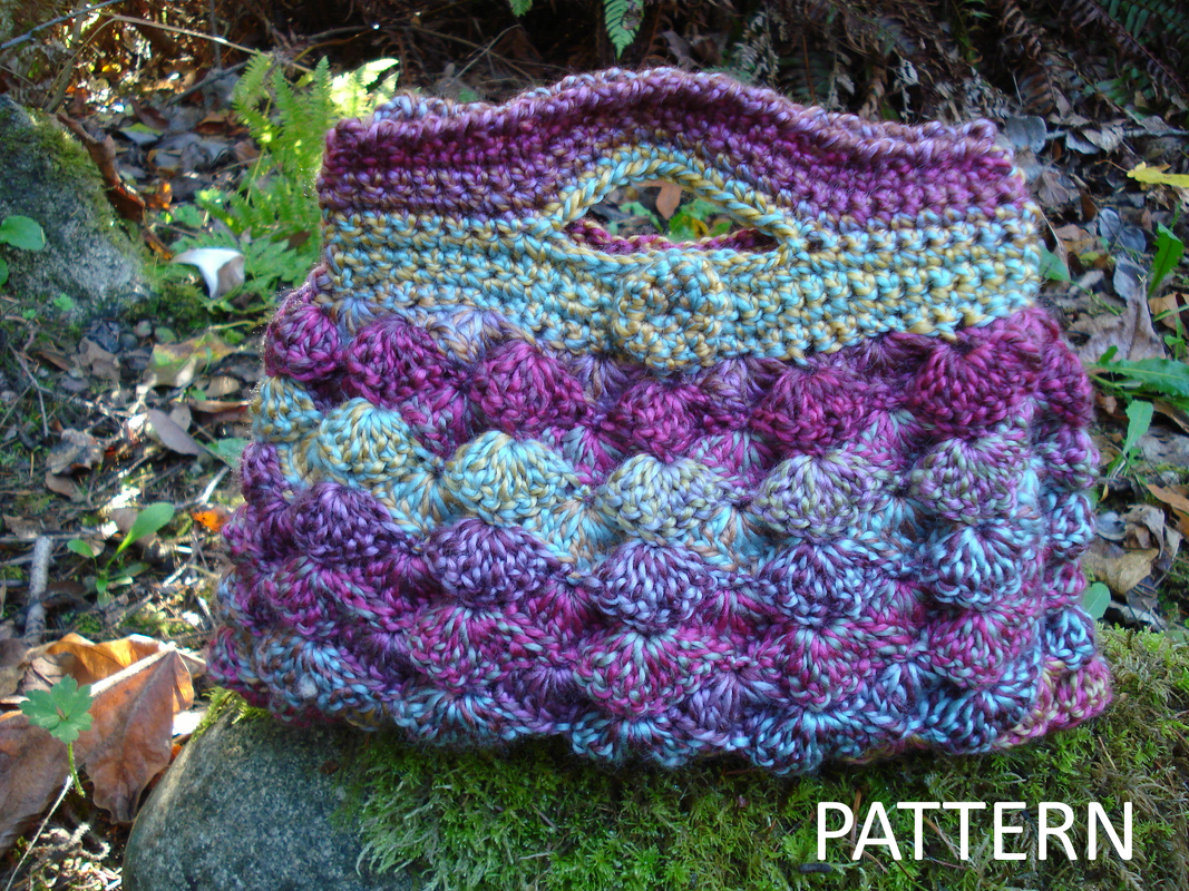 Shell Stitch Clutch Bag - PA-223