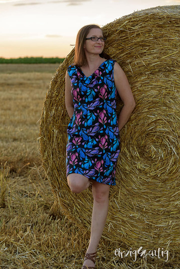 Sommerkleid Lynette mit Wasserfallkragen Gr 34-48