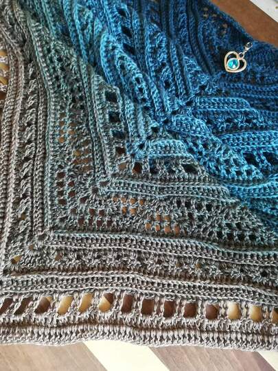 Tuch Inge häkeln Dreieckstuch Schultertuch Häkeltuch