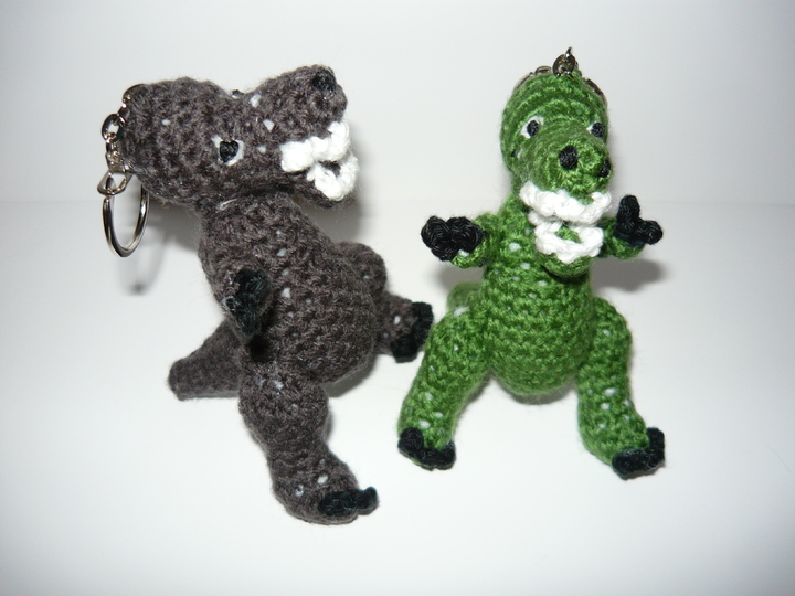 Häkelanleitung T-Rex Schlüsselanhänger
