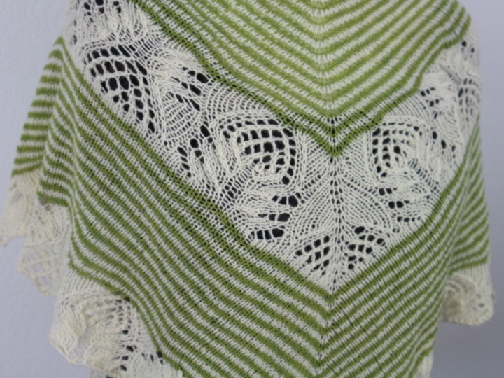 Strickanleitung Tuch "Sommerbreeze"