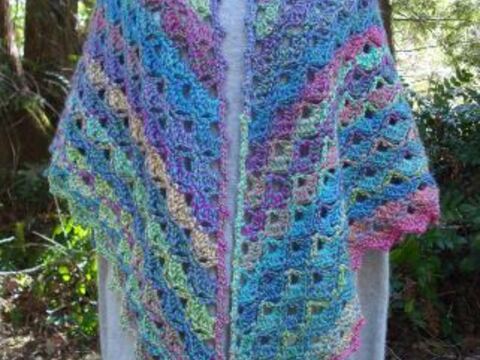 Showy Shells Shawl - PW-108