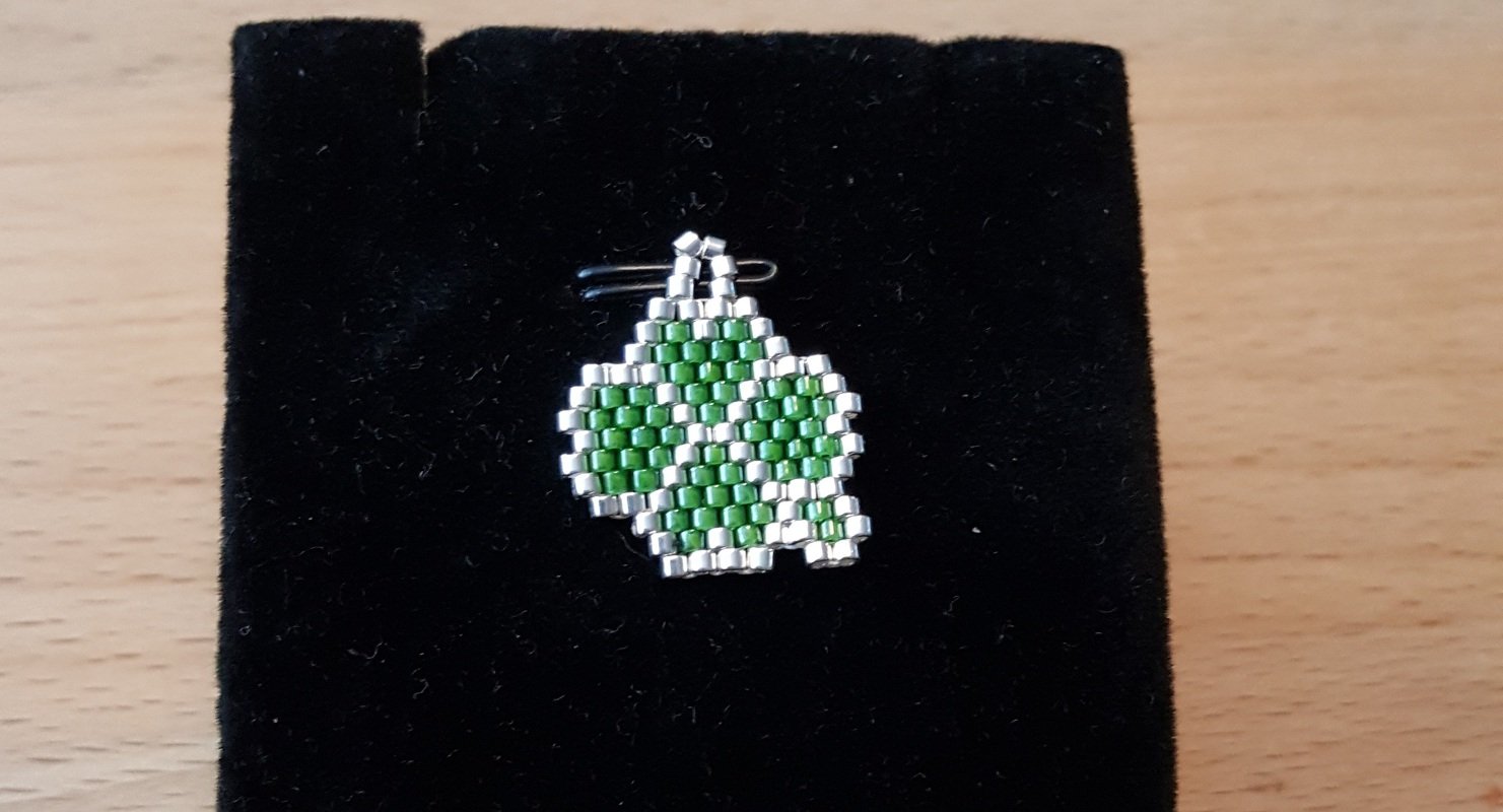 Ziegelstich Vorlagebogen / mit Kleeblattmotive als Beispiel / Charm / Ohrring / Anhänger / Schlüsselanhänger - Bild 2