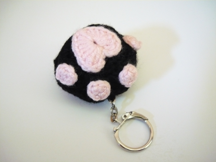 Häkelanleitung Pfote Schlüsselanhänger